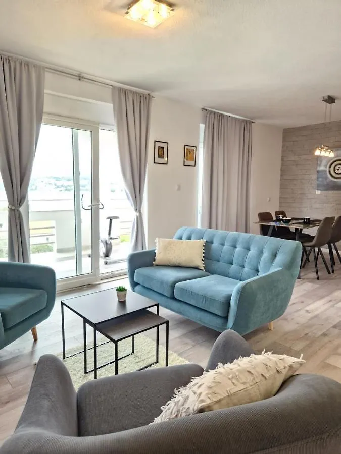 Luxury Apartments Silva With Sea View Okrug Gornji Aparthotel