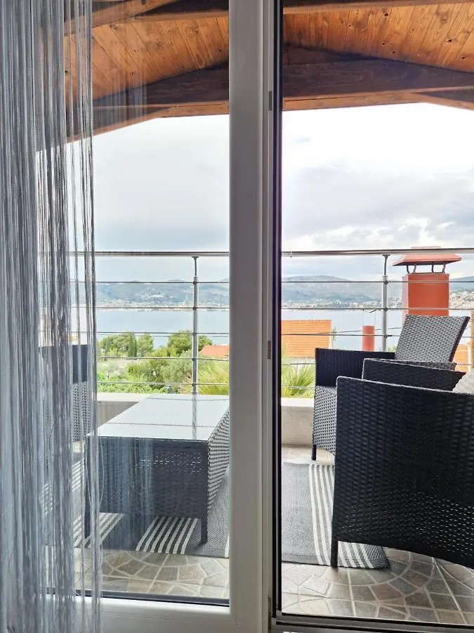 Luxury Apartments Silva With Sea View Okrug Gornji
